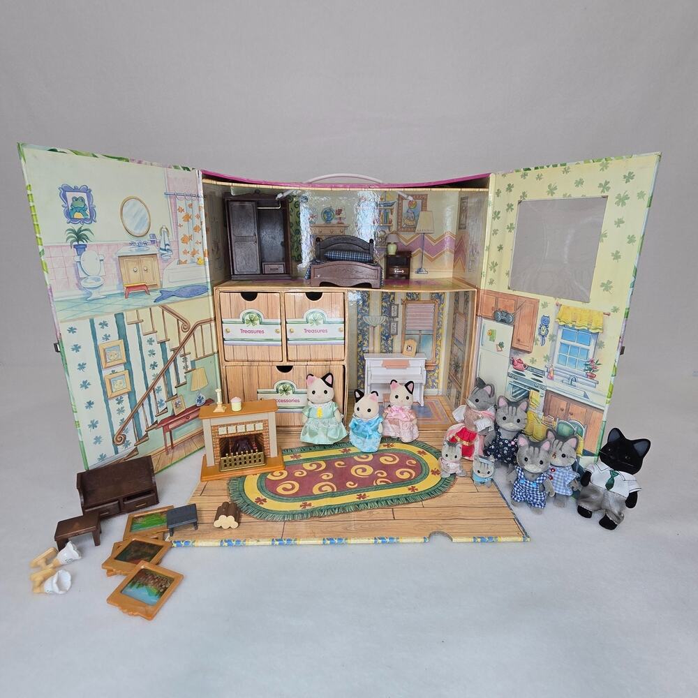 Calico Critters Carry & Play Case Figures Furniture Lot